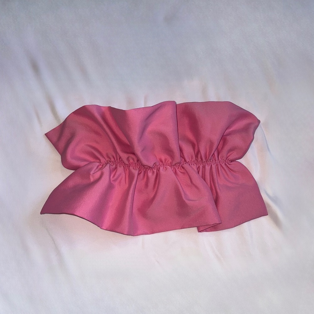 Size M pink strapless Zara top